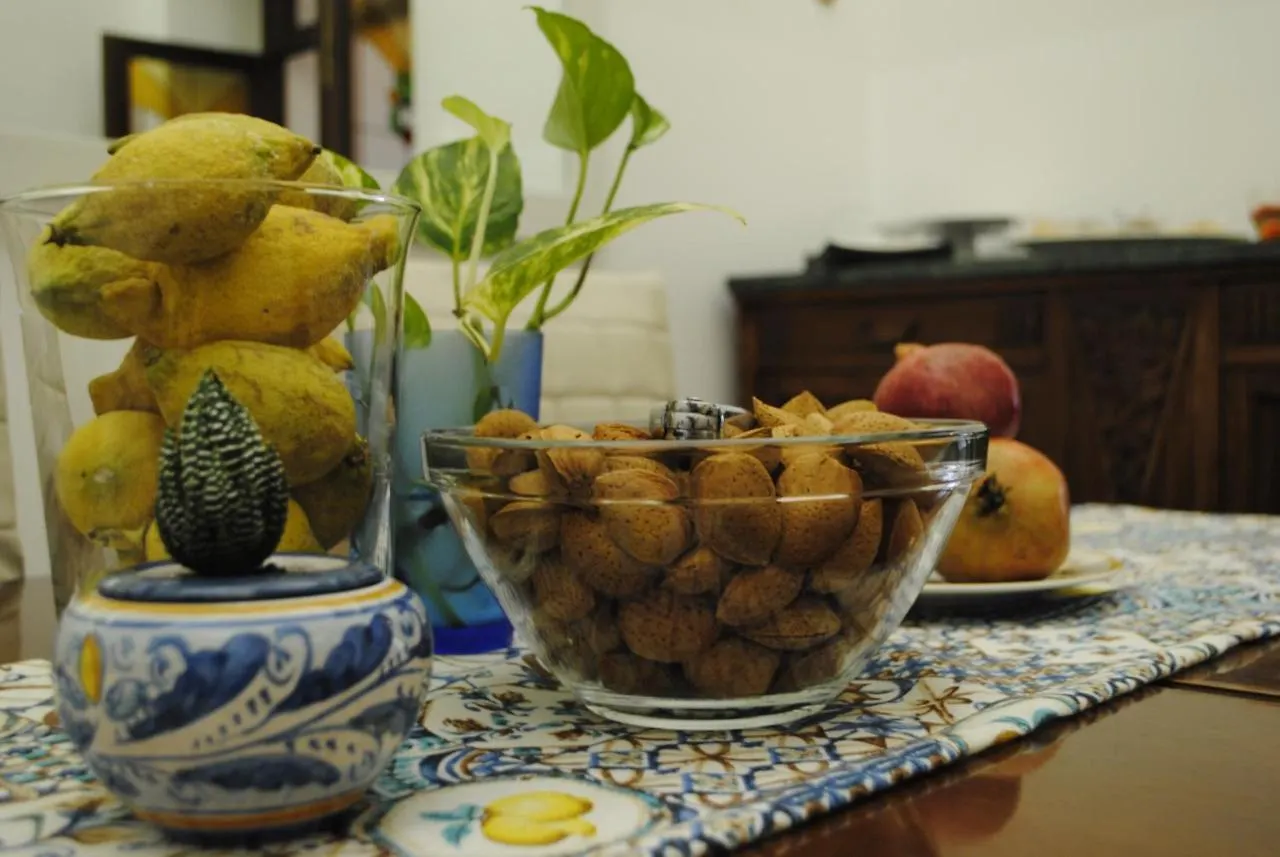 B&B Palazzo Sant'Alfano カターニア 0*,