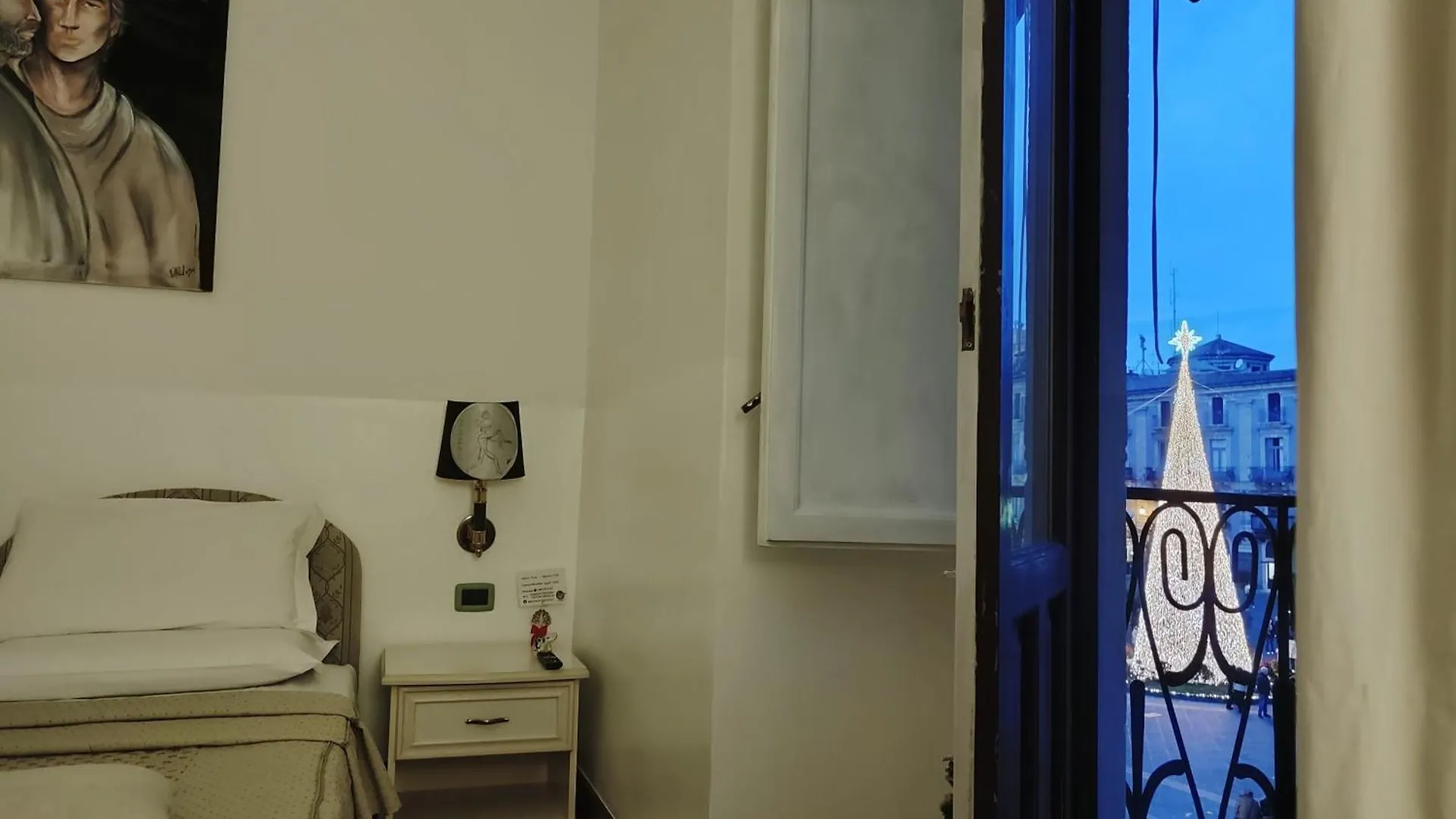 B&B Palazzo Sant'Alfano カターニア ベッド・アンド・ブレックファスト